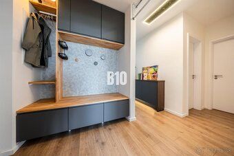 B10 Vám ponúka na predaj moderný a nadštandardne zariadený 3