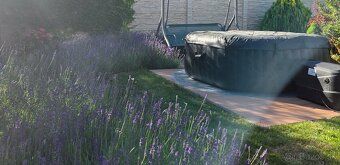 Predám zrekonštruovaný 4 izbový dom so šatníkom a komorou s 