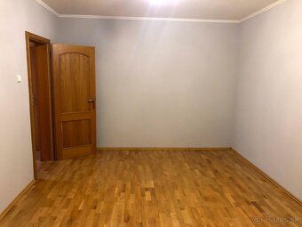 Predám 2-izbový byt na sídlisku Tarča 52m2, poschodie 6 /zo 
