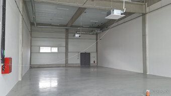 Na predaj ponúkame dokončené moderné sklady/ výstavbu od 300