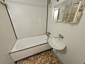 Typ: 3-izbový byt Obec: Bánovce nad Bebravou
ZNÍŽENÁ CENA -P