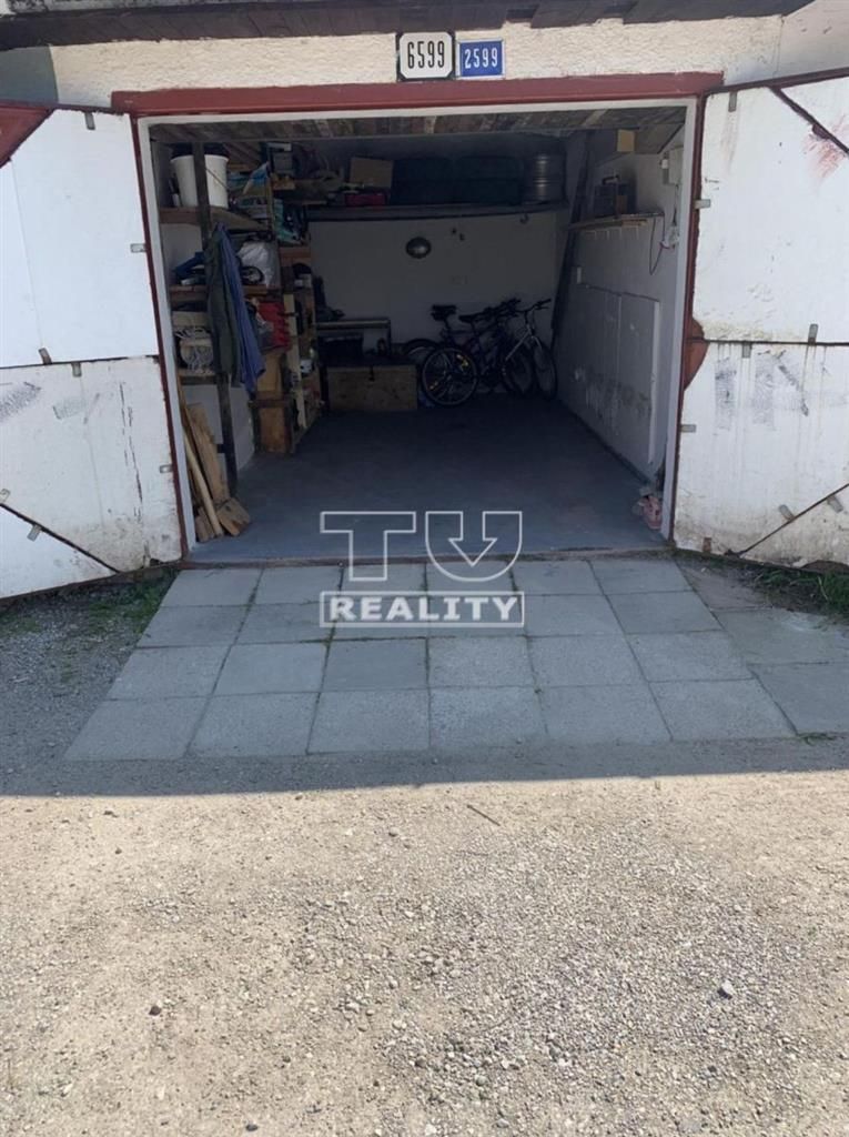 Tureality ponuka na predaj garáž o výmere 15 m2 s pevnou kov