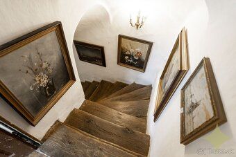 Ponúkame na predaj jedinečnú historickú budovu, bývalý bansk