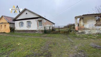 Na predaj rodinný dom v Litke na pozemku 984 m2 za 20 500 €.