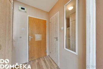 Spoločnosť DO DOMČEKA vám ponúka na predaj svetlý 1-izbový b