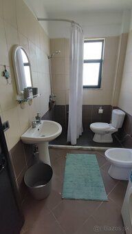 Ponúkame na prenájom priestranný 2-izbový apartmán CASAMARE 