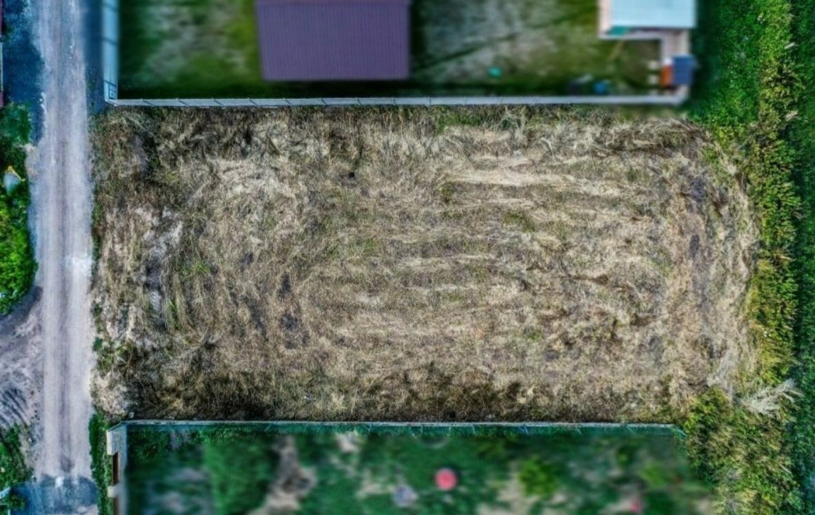 Vo výhradnom zastúpení majiteľa ponúkame na predaj pozemok ,