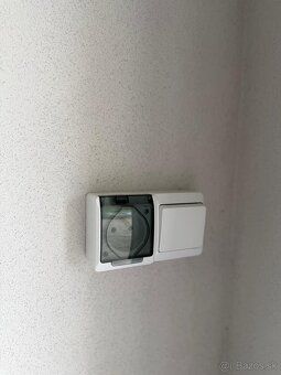 Ponúkam na prenájom novú garáž na Pionierskej ulici. Garáž s