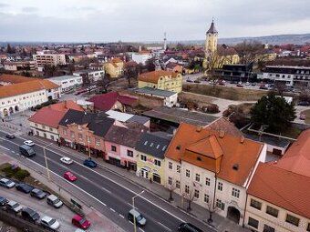 Ponúkame na prenájom nebytový priestor v budove bývalého Ban
