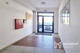 Typ: Kancelárie Ulica: Veterná Obec: Šamorín
Moderný maklér 