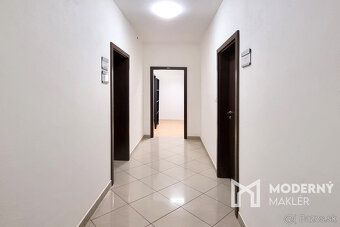 Typ: Kancelárie Ulica: Veterná Obec: Šamorín
Moderný maklér 