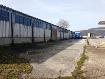 Číslo ponuky : 179447 , Telefón : 0911 455 711 , E-mail :
Na
