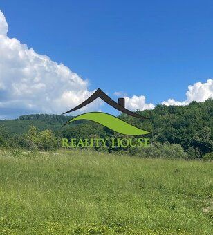 REALITY HOUSE Vám ponúka so súhlasom majiteľa:
Stavebný poze