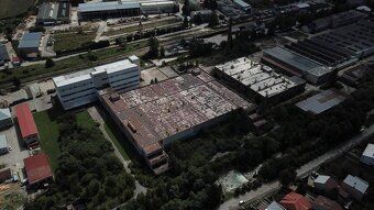 RE/MAX ponúka na predaj komerčný areál ktorý sa skladá z jed