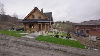 Predám pozemok v celkovej výmere 1150 m2 alebo 1646 m2 vo vý