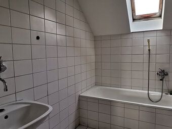 Typ: Administratívne priestory Ulica: Staničná Obec: Brezno
