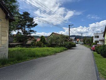Ponúkame na predaj pozemok o výmere 347 m² nachádzajúci sa v