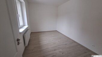 Dodatok k cene: vrátane DPH, vrátane provízie, možnosť HÚ Ob