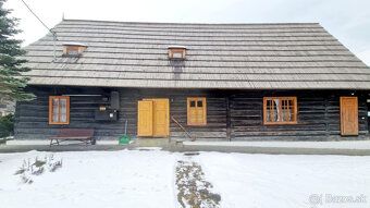 Ponúkame na predaj krásnu, kompletne renovovanú chatu-chalup