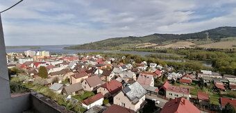 Hľadáte pokojné pohodové bývanie v priestrannom 3 izbovom by