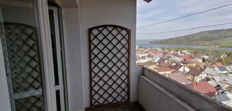 Hľadáte pokojné pohodové bývanie v priestrannom 3 izbovom by