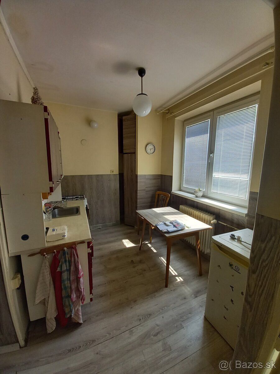 🏡 NA PREDAJ: 1-izbový byt vo vyhľadávanej lokalite Prievidza