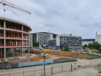 Predaj priestorov 1281m2 na Račianskej ulici, dve telocvične