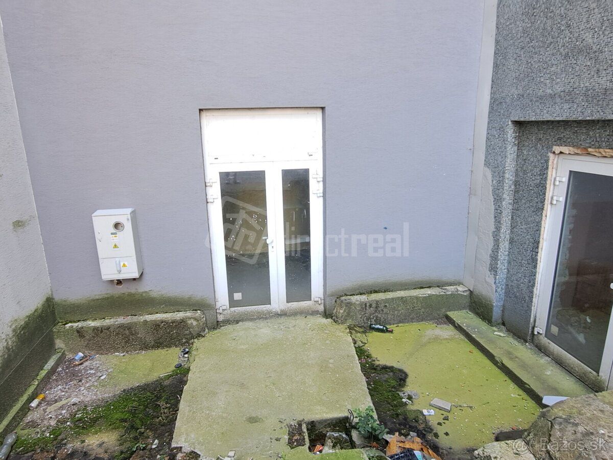 Predaj priestorov 1281m2 na Račianskej ulici, dve telocvične