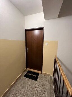 Ponúkame na predaj, 3- izbový byt s loggiou v centre mesta B