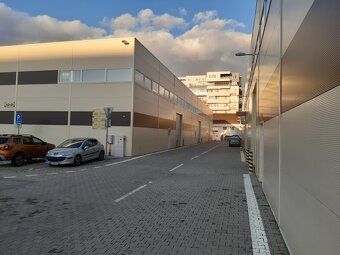 Ponúkame na prenájom skladový priestor o výmere 174,01m2,výš