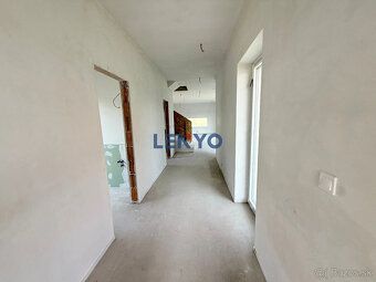 Lenyo Vám exkluzívne ponúka na predaj 4-izbový rodinný dom /