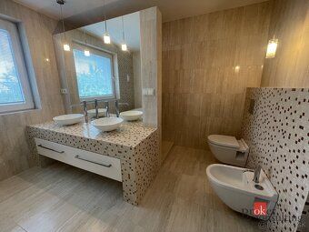 Predaj 2-izbový priestranný byt s balkónom s parkovacím mies
