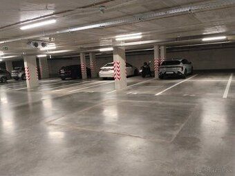 Prenajmem (dlhodobo) garážové státie v Urban Residence na Ra