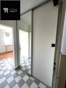 TRNAVA REALITY s.r.o. ponúka na prenájom pekný 1 izbový byt 