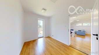 Alphareality.sk exkluzívne ponúka na prenájom 4 izbový byt s