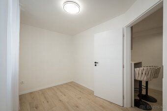 NOVÁ REKONŠTRUKCIA - Ponúkame na predaj výnimočný 3-izbový t