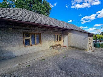 Ponúkame na predaj rodinný dom z roku 1950 v pokojnej osade 