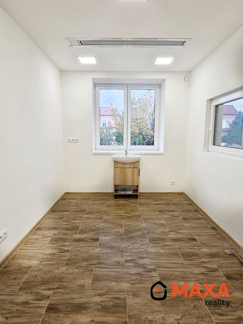 Maxa reality Vám ponúka na prenájom priestor nachádzajúci sa