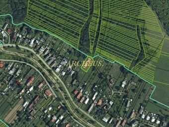 Ponúkame na predaj krásny stavebný pozemok s výmerou 1261 m²