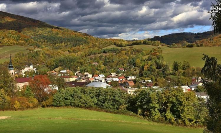 Hľadám Dom s pozemkom na predaj v lokalite: Kokava nad Rimav