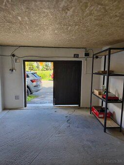 Predám garáž na ul. Hornej , Rieka - Čadca. 26m2, elektrika.