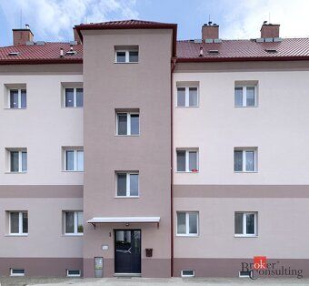 Ponúkame priestranný a svetlý 1-izbový byt na Železničnej ul