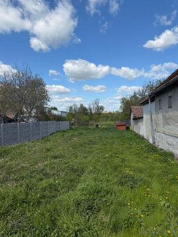Ponúkam na predaj stavebný pozemok v obci Jaslovské Bohunice