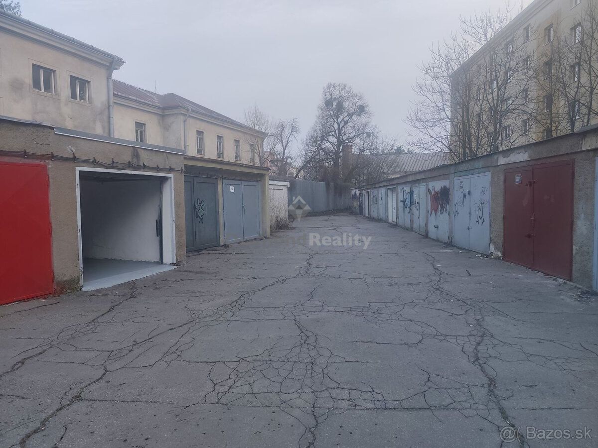 Typ: Garáže a parkovacie miesta Ulica: Jakobyho Obec: Košice