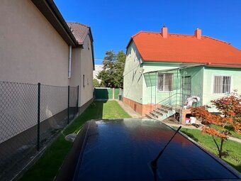 Ponúkame Vám na predaj 3-izbový starší rodinný dom, ktorý sa