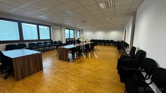    Ponúkame vám jednotlivo na prenájom tri kancelárie v štvo