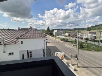 Typ: 2-izbový byt Ulica: Horné Motešice Obec: Motešice
Ponúk