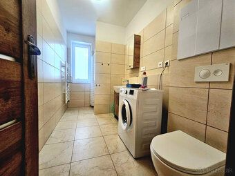 Typ: 2-izbový byt Ulica: Horné Motešice Obec: Motešice
Ponúk