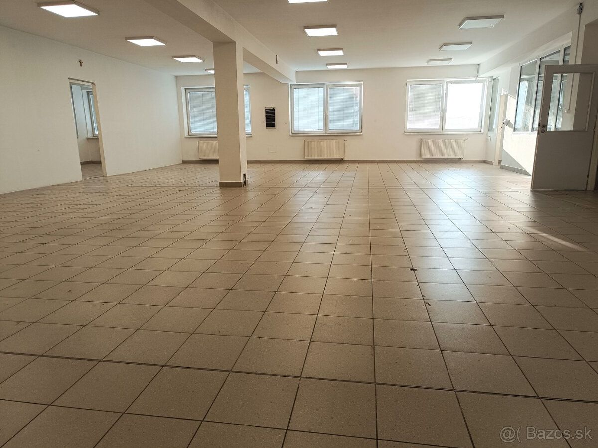 Ponúkame Vám na prenájom kancelárske priestory s výmerou 270