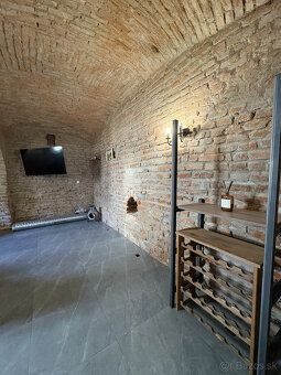 Typ: Historický objekt Ulica: Halenárska Obec: Trnava
REALL 